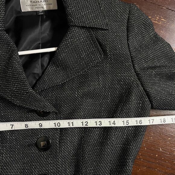 NWT TAHARI Black Blazer Jacket Skirt Suit Size 2P - Picture 12 of 13